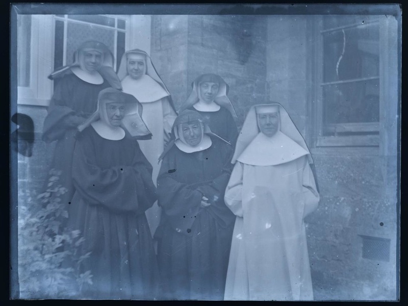Nun