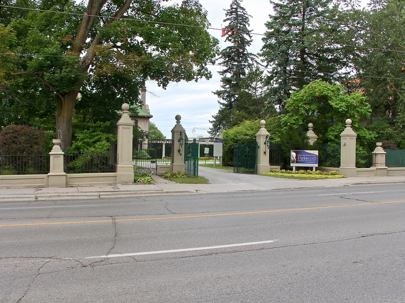 Canada Estate
