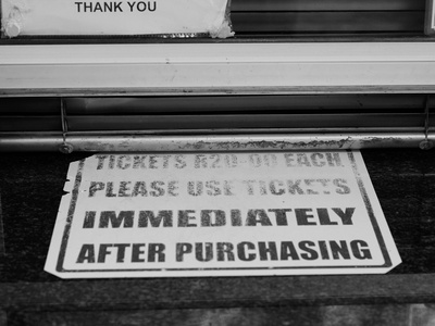 Di mana kaunter tiket?