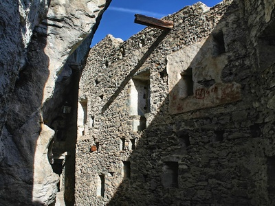 Kropfenstein Castle