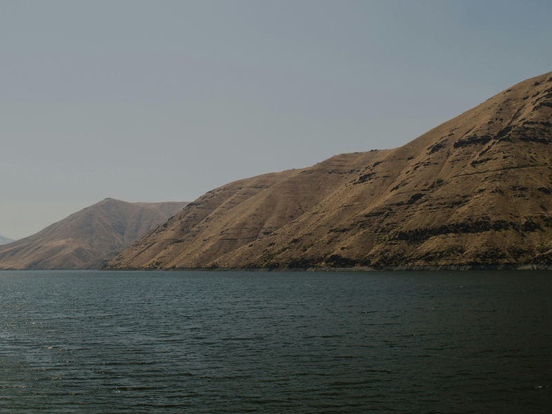 Wadi Ghan Dam Lake