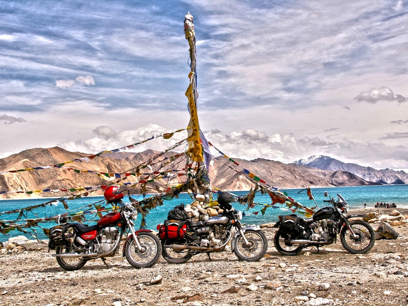 Aksay Lake