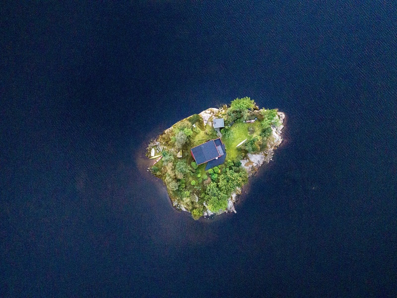 Brampton Islands