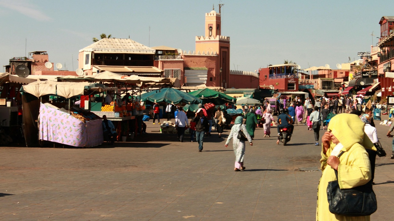 Khartoum market stalls and local food