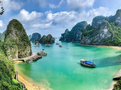 Ha Long Bay