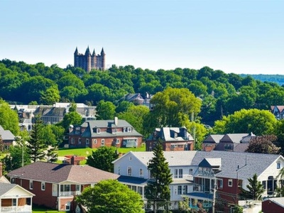 Lyndhurst