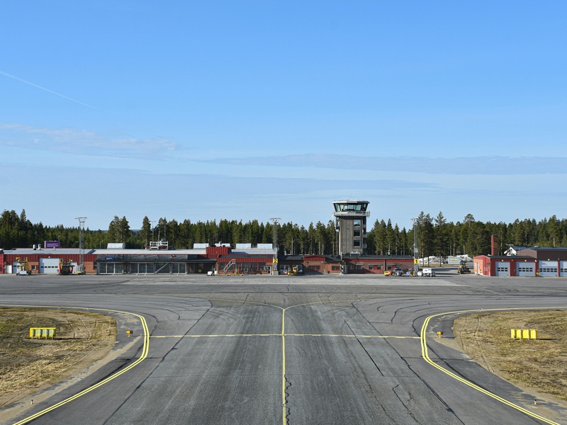 Postavy Air Base