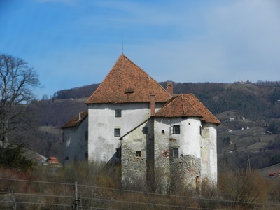 Škrljevo Castle