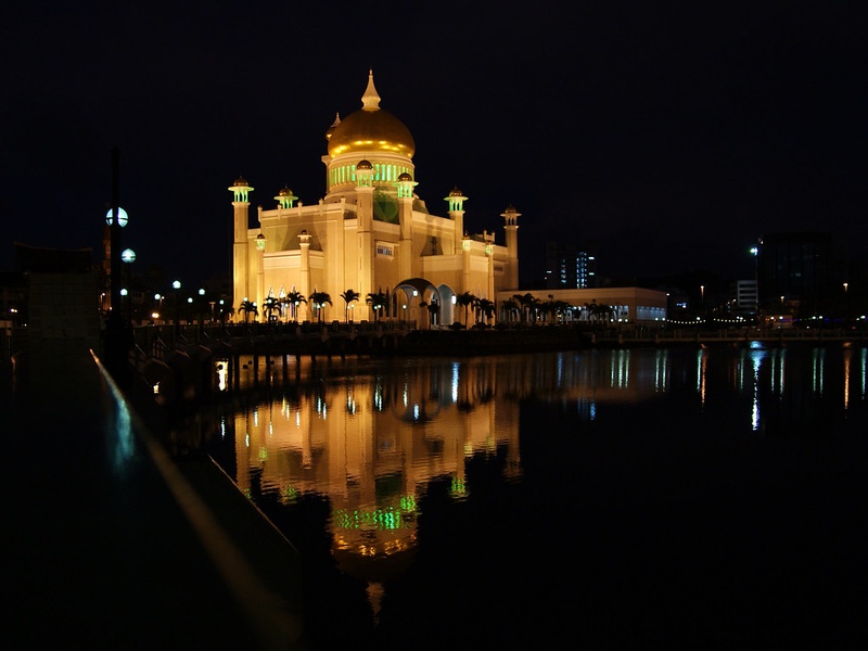 Sultan Omar Ali Saifuddien Mosque