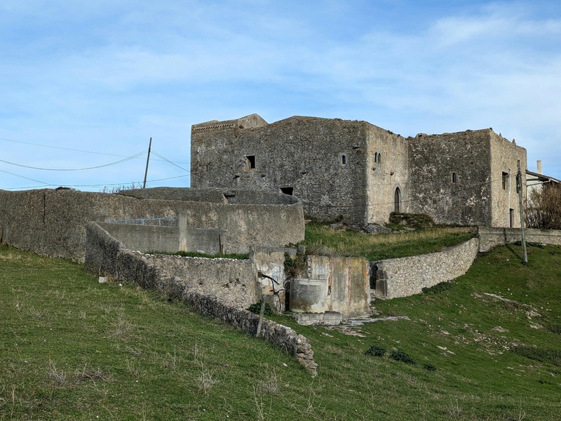 Italian Fort, Nefasit