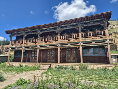 Manzushir Monastery