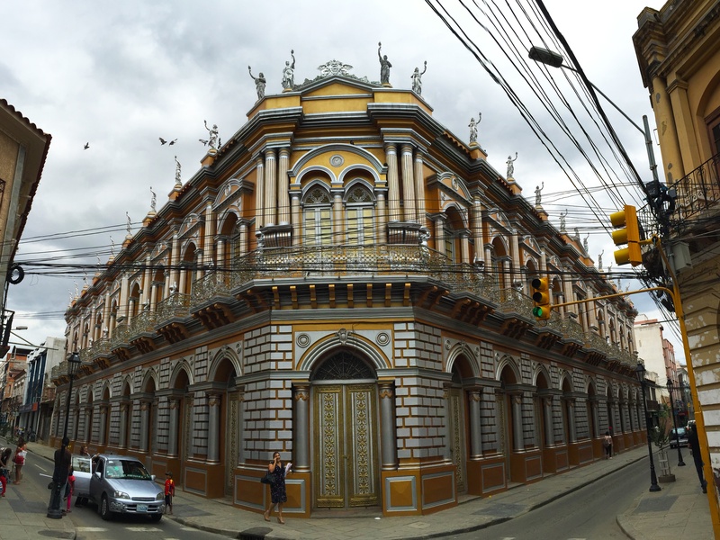 Tarija's Casa Dorada