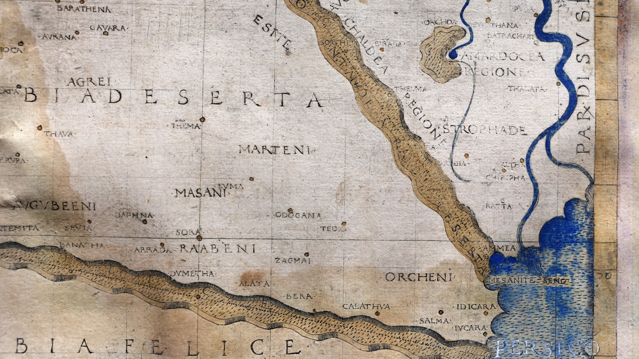 traditional Kuwaiti cultural heritage, museums, and coastal history