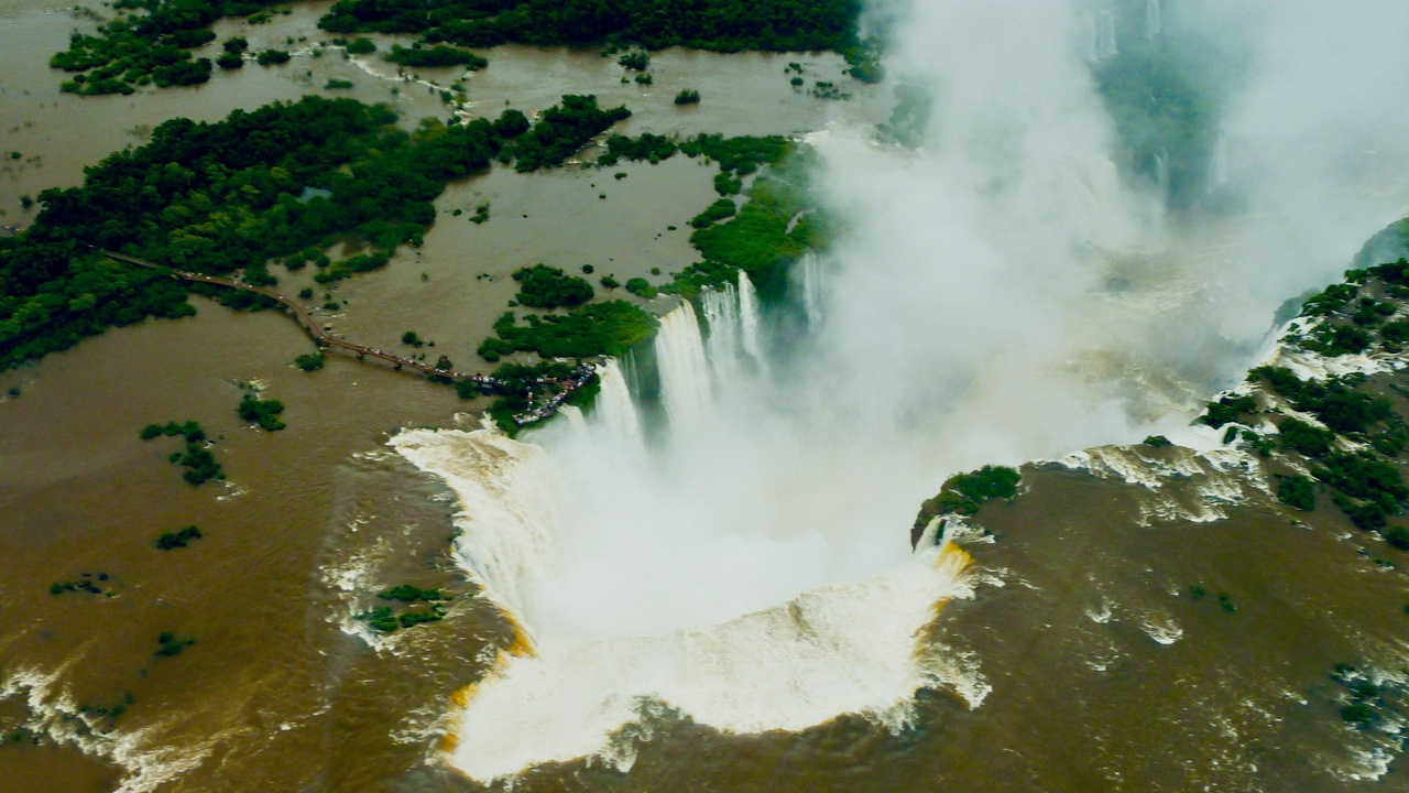 Kayakers on the Paraguay River with river islands and wetlands