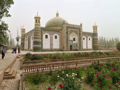 Silk Roads: the Routes Network of Chang'an-Tianshan Corridor