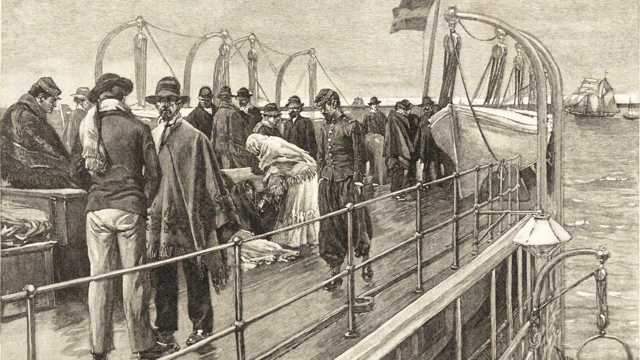 Open Gran Chaco landscape with scrubland and distant cattle estancias