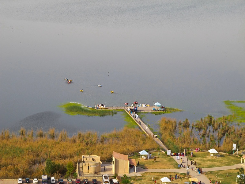 Kallar Kahar Lake