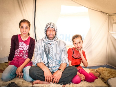 Syrians (expatriate/refugee)
