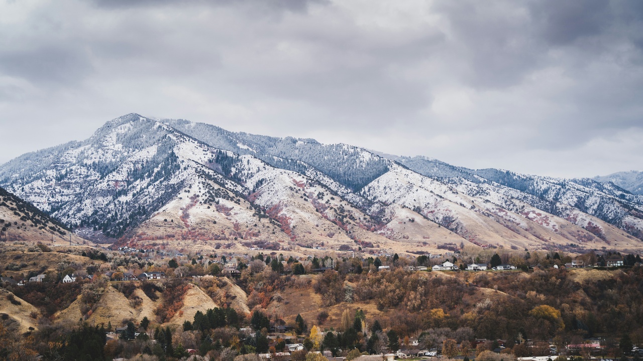 Family-friendly suburban neighborhood with good schools in Utah