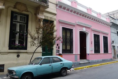 Museo de la Historia del Traje in Buenos Aires, Argentina – Museum Information gallery image