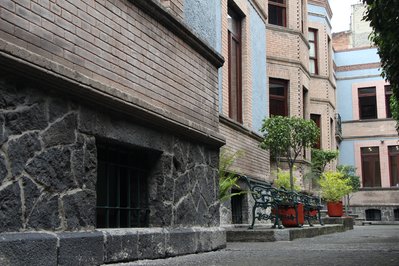 Museo Casa Del Poeta. in Chubut, Argentina – Museum Information gallery image
