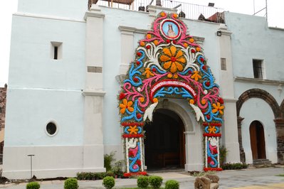 Arco en la entrada in Misiones, Argentina – Museum Information gallery image