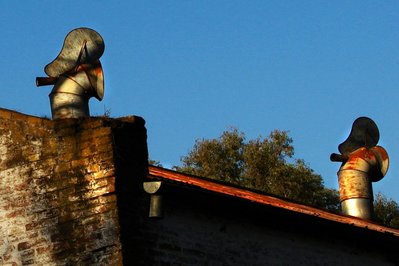 Chimenea de la antigua fábrica in Misiones, Argentina – Museum Information gallery image