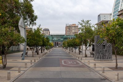 Paseo de las Esculturas in Rosario, Argentina – Museum Information gallery image