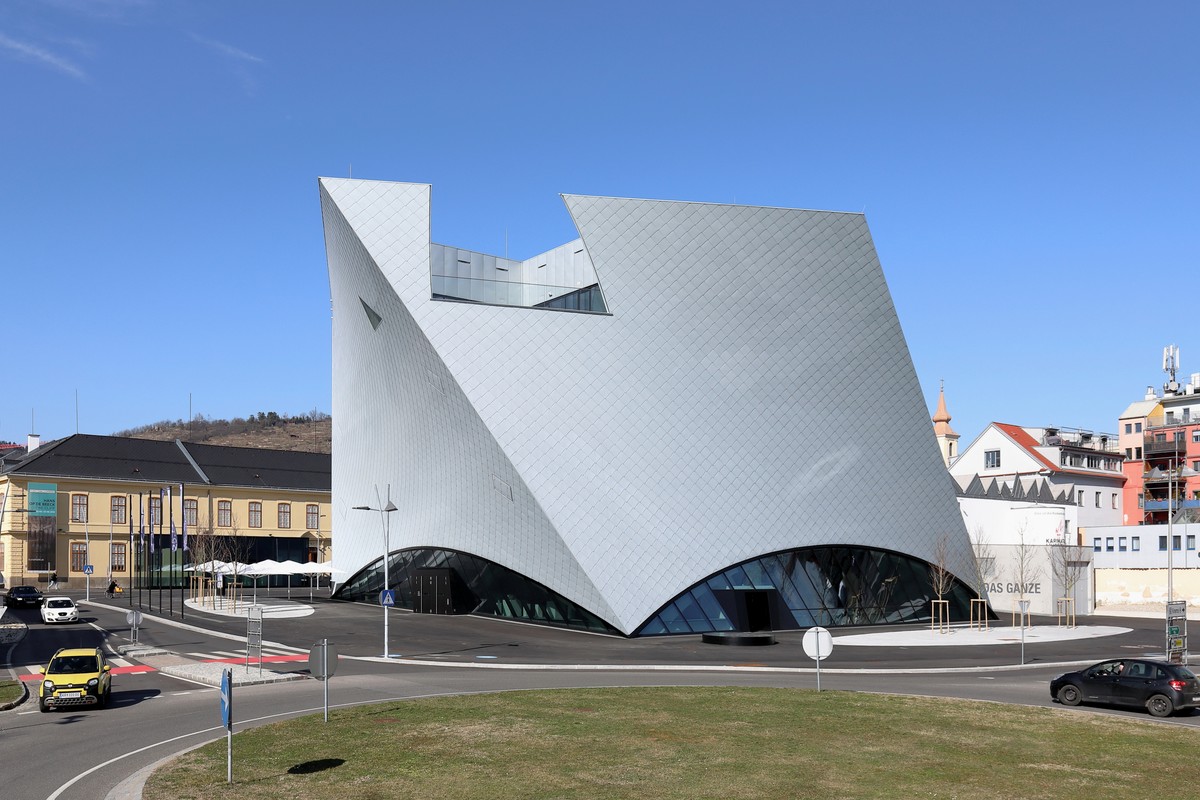 Landesgalerie Niederösterreich in Krems, Austria – Museum Information