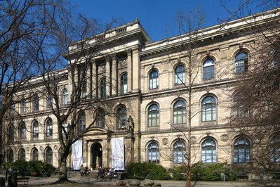 Naturkundemuseum in Graz, Austria – Museum Information gallery image