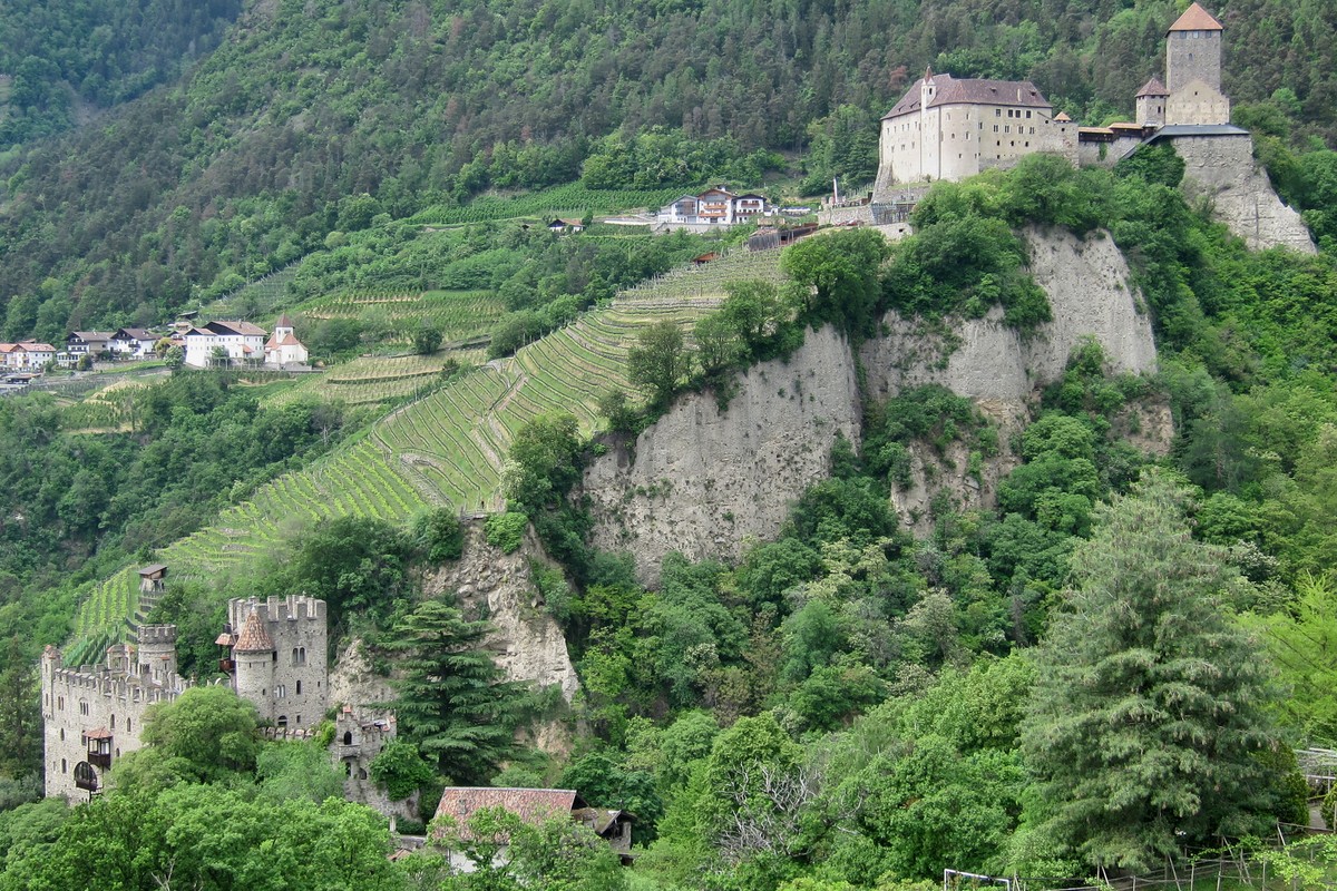 Brunnenburg in Tyrol, Austria – Museum Information