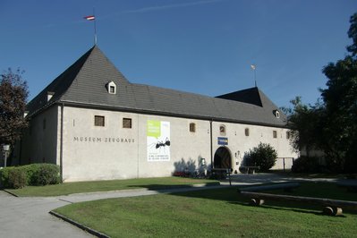 Museum im Zeughaus / Tiroler Landesmuseen in Innsbruck, Austria – Museum Information gallery image