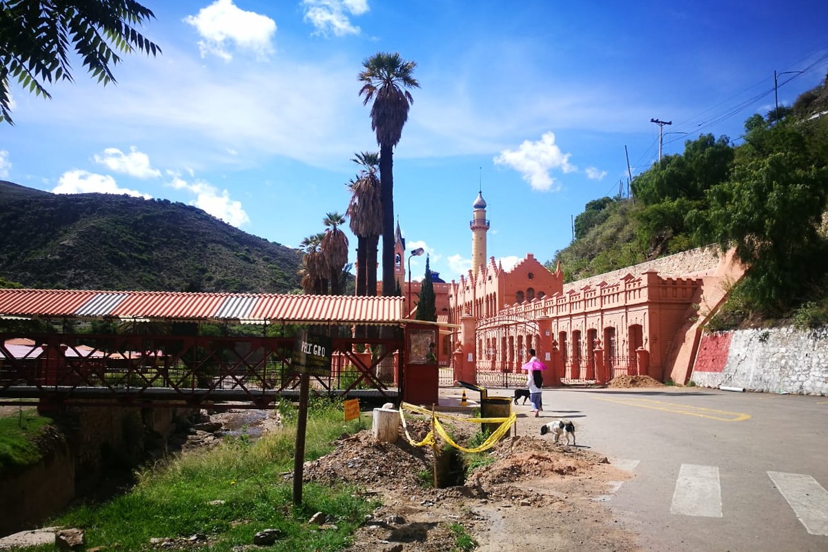 Glorieta Castle in Chuquisaca, Bolivia – Museum Information