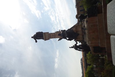 Monumento a Pedro Domingo Murillo in Potosi, Bolivia – Museum Information gallery image