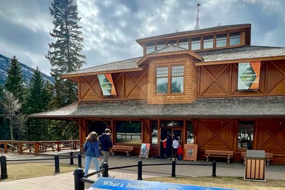 Banff Park Museum National Historic Site in Banff, Canada – Museum Information gallery image