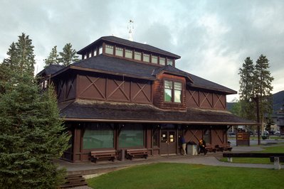 Banff Park Museum National Historic Site in Banff, Canada – Museum Information gallery image