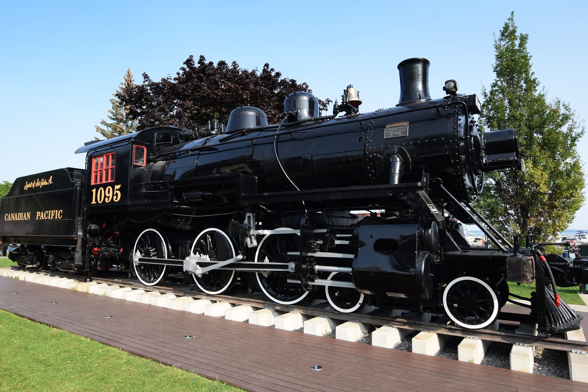 Engine 1095 in Kingston, Canada – Museum Information