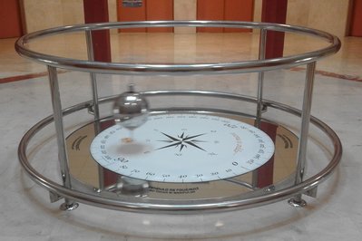 Pendulo de Foucault in Valdivia, Chile – Museum Information gallery image