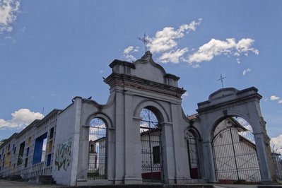 Cementerio San Lorenzo in Medellin, Colombia – Museum Information gallery image
