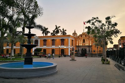 Panteón de Los Próceres in Popayan, Colombia – Museum Information gallery image
