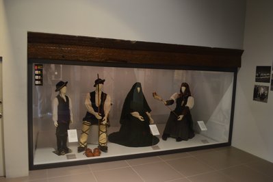 Museo de Trajes in Bogota, Colombia – Museum Information gallery image