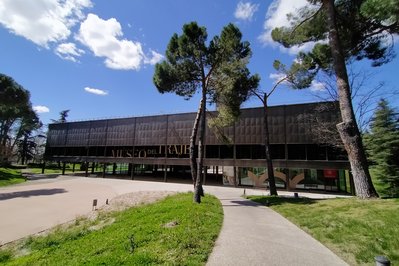 Museo de Trajes in Bogota, Colombia – Museum Information gallery image
