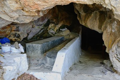 Morgan’s Cave in San Andres y Providencia, Colombia – Museum Information gallery image