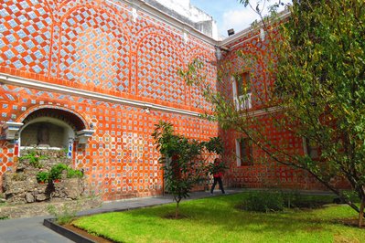 Museo de arte religioso in Riobamba, Ecuador – Museum Information gallery image
