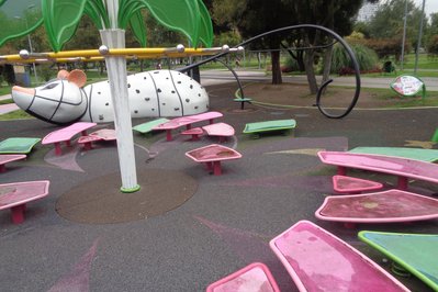 Parque Infantil in Babahoyo, Ecuador – Museum Information gallery image