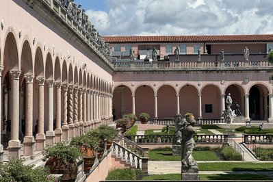 Florida Museum Site in Quito, Ecuador – Museum Information gallery image