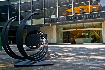 Museo de Arte Moderno in Santo Domingo, Ecuador – Museum Information gallery image