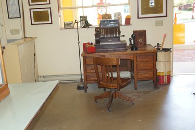 Radio & Classic Car Museum in Heraklion, Greece – Museum Information gallery image
