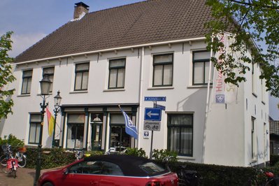 Huizer Museum in Almere, Netherlands – Museum Information gallery image