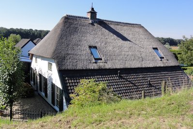 Farmhouse Beuningen in Arnhem, Netherlands – Museum Information gallery image